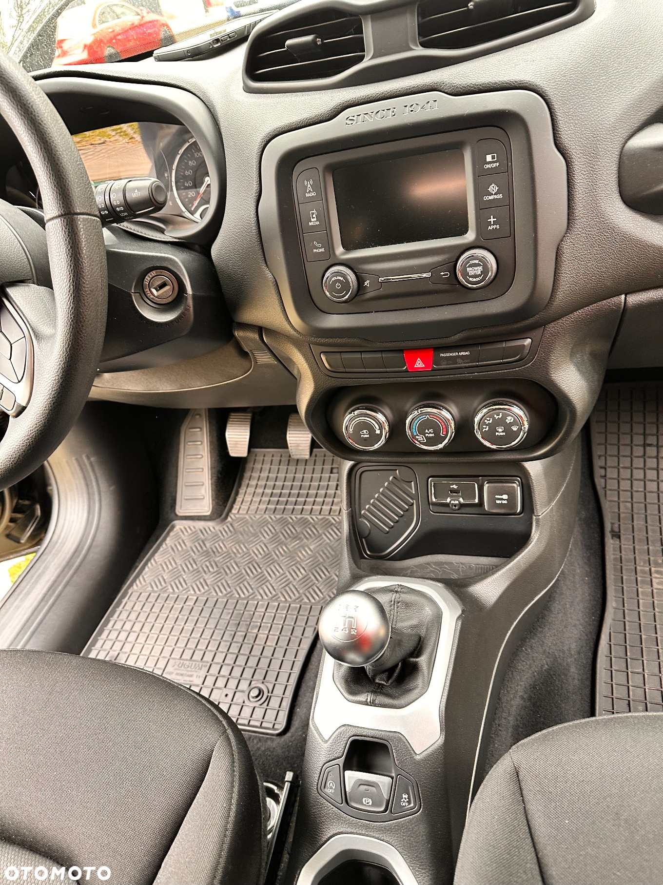 Jeep Renegade 1.6 E-TorQ Longitude FWD - 11