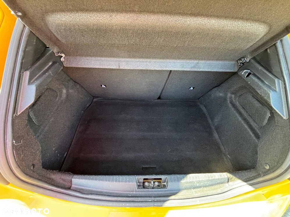 Peugeot 208 1.5 BlueHDi Active S&S - 12