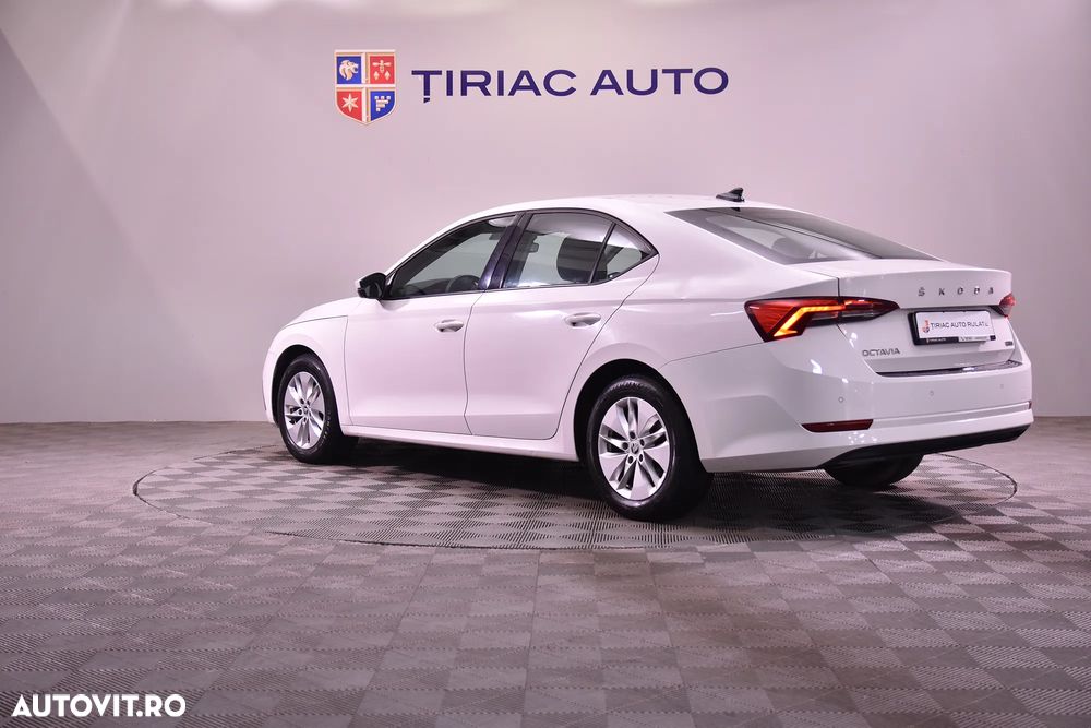 Skoda Octavia - 4