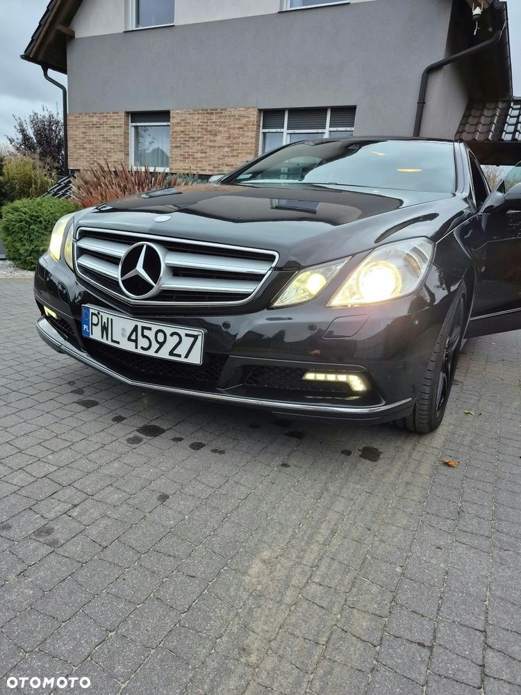 Mercedes-Benz Klasa E 350 CDI BlueEff - 24
