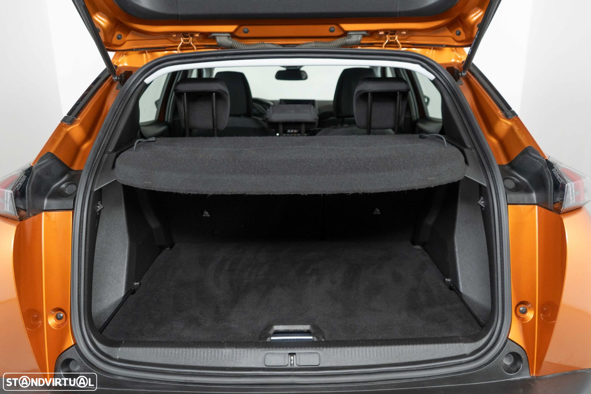 Peugeot 2008 1.2 PureTech Active Pack - 11