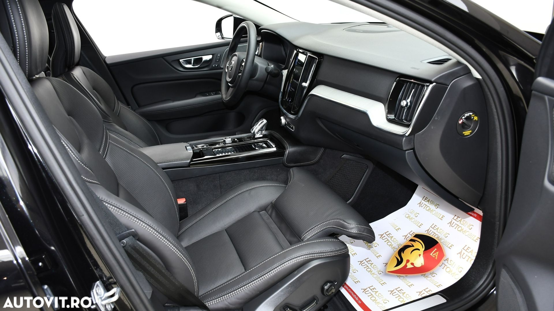 Volvo S60 T8 Recharge AWD Geartronic RDesign - 9