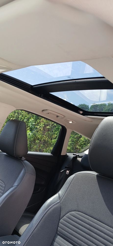 Ford Kuga - 16