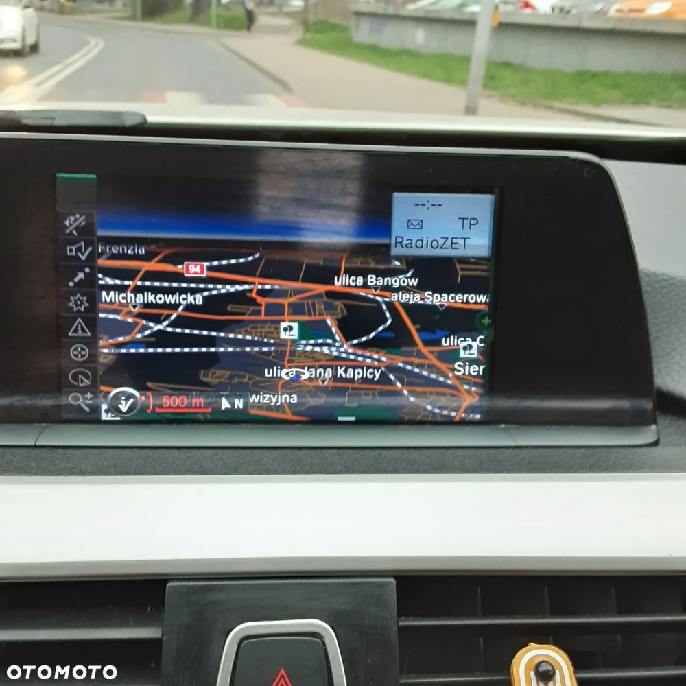 BMW Seria 3 - 22
