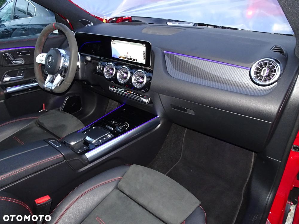 Mercedes-Benz GLA AMG 45 S 4-Matic+ - 29