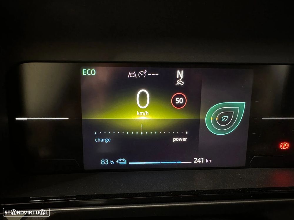 Renault 5 E-Tech 40 kWh Evolution Autonomia Urbana - 21