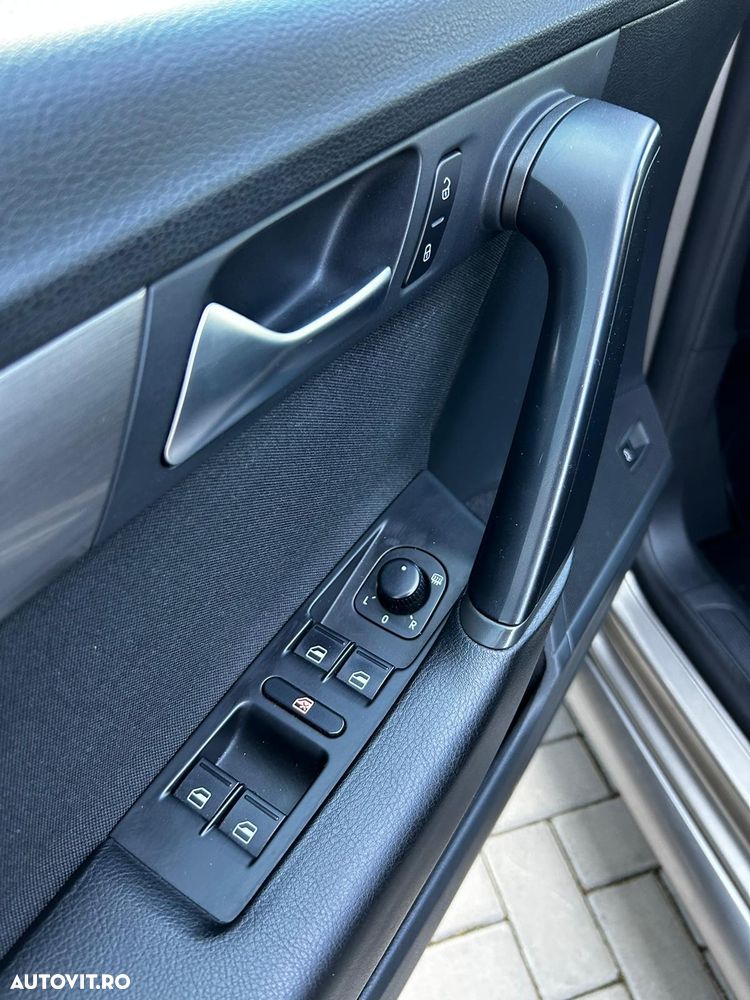 Volkswagen Passat 1.4 TSI Comfortline DSG - 10