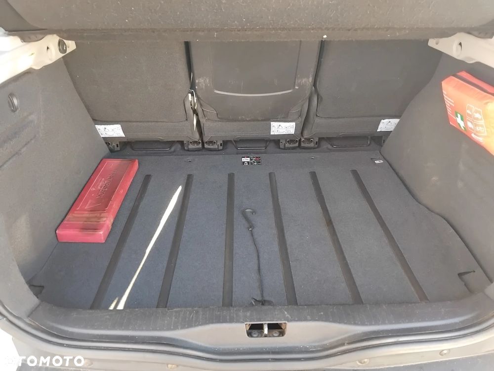 Renault Scenic 1.4 16V TCE Tech Run - 12