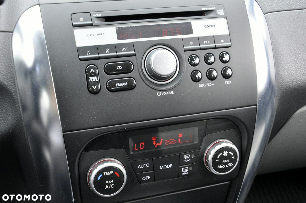 Suzuki SX4 1.6 Premium - 7