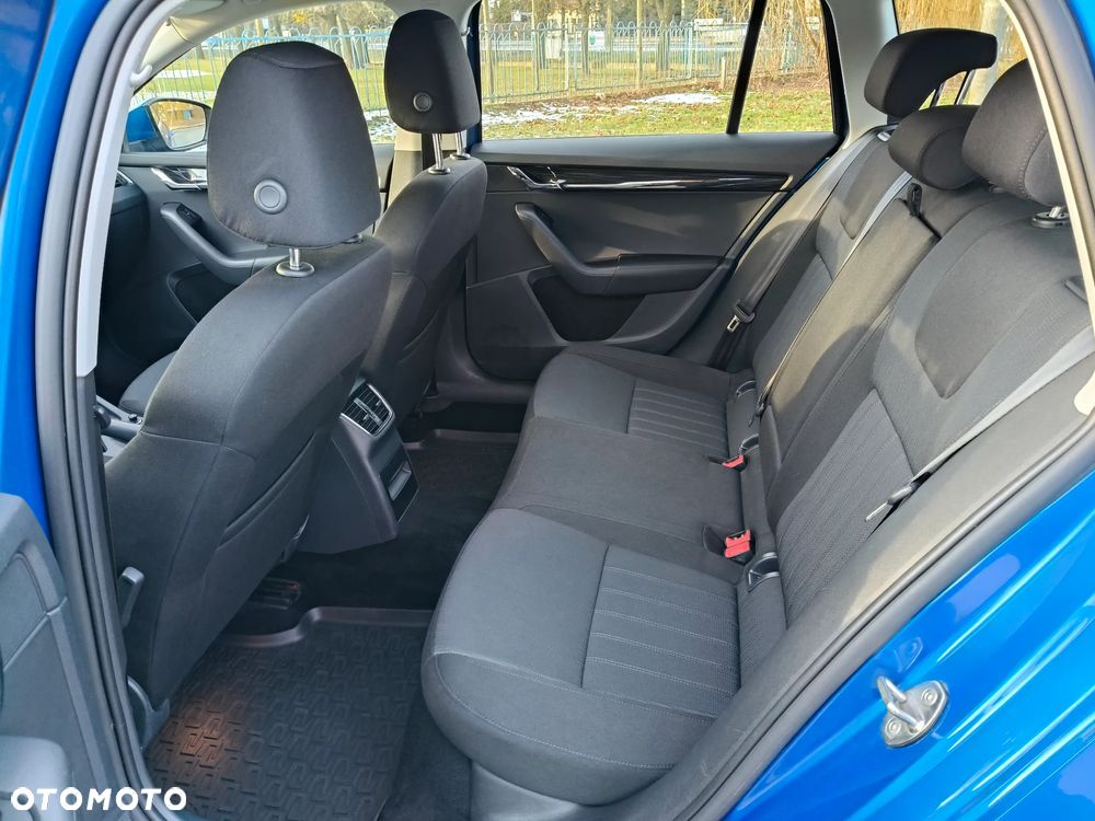 Skoda Octavia 2.0 TDI Style DSG - 11