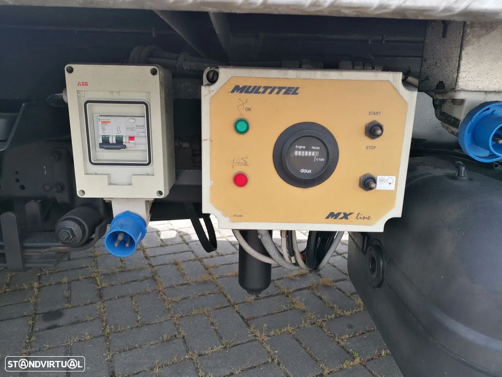 Nissan Cabstar/especial plataforma elevatoria - 10