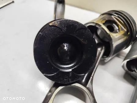 TŁOK+KORBOWÓD 2,5 DCI _SILNIK G9U_08R DUŻA KOMORA - 3