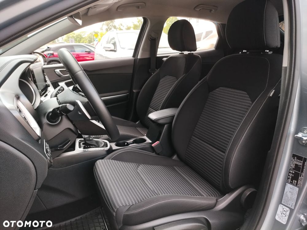 Kia XCeed 1.5 T-GDI M DCT - 13