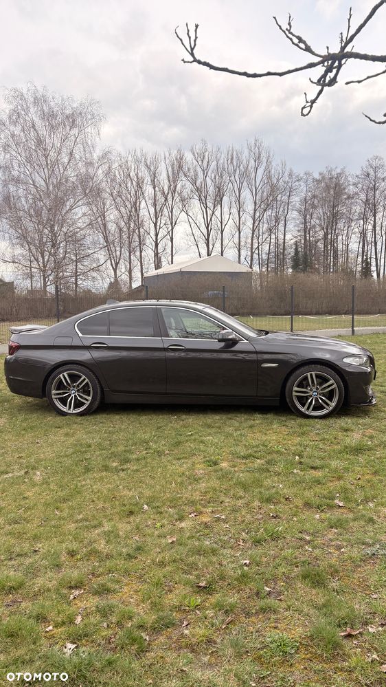 BMW Seria 5 530d xDrive - 4