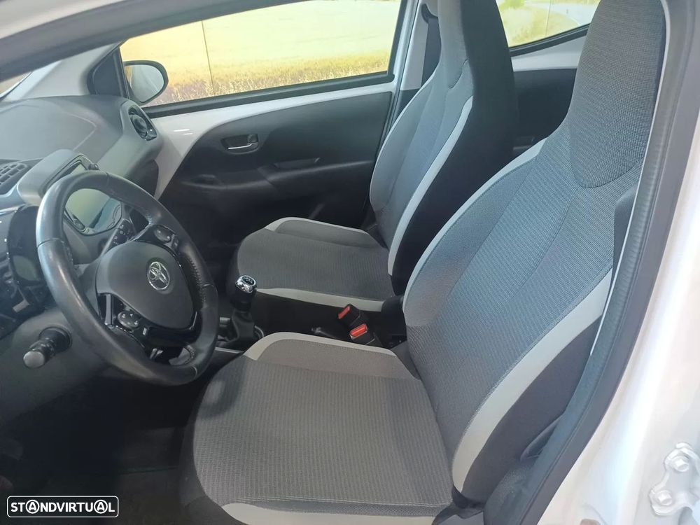 Toyota Aygo x-play Team Deutschland - 12