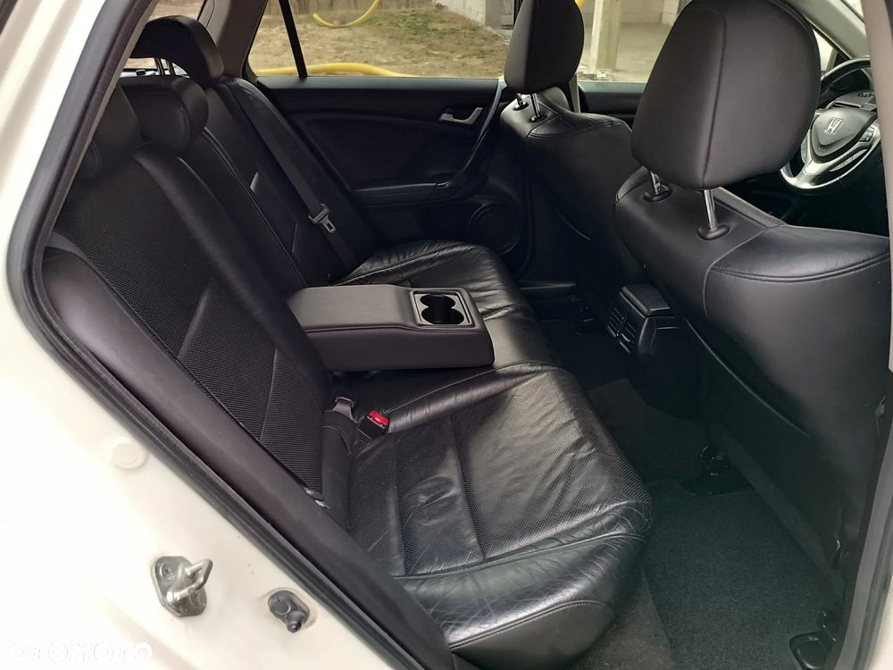 Honda Accord 2.0 Elegance Advantage - 17