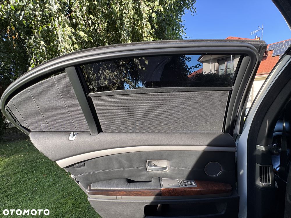 BMW Seria 7 760i L - 18