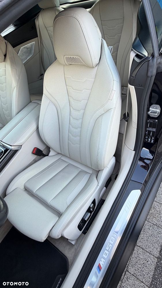BMW Seria 8 - 11