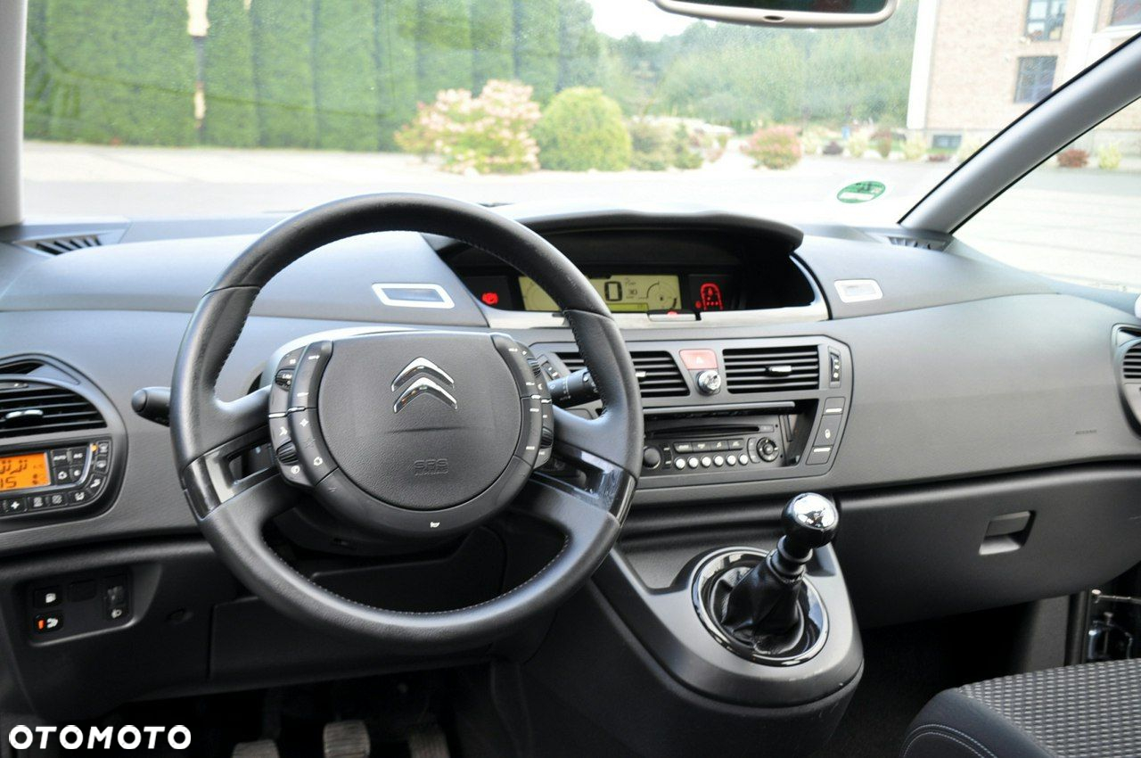 Citroën C4 Grand Picasso - 32