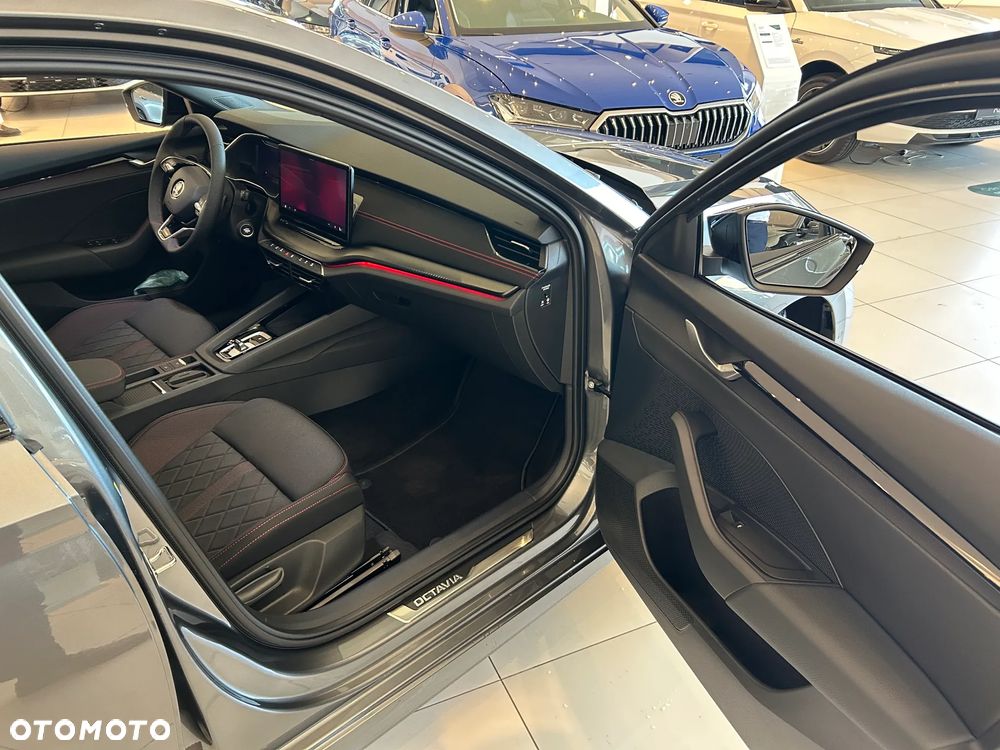 Skoda Octavia 2.0 TSI RS DSG - 14