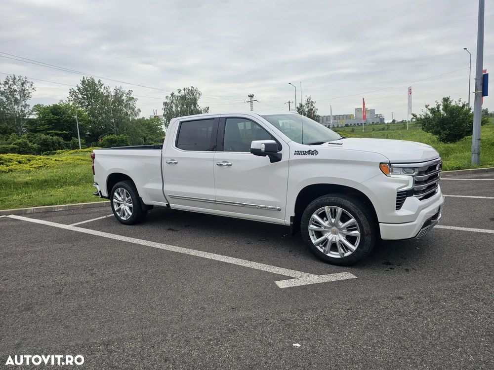 Chevrolet Silverado - 8
