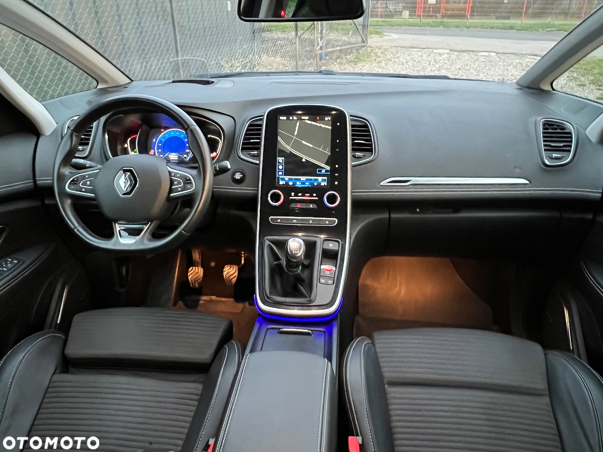 Renault Grand Scenic ENERGY dCi 130 BOSE EDITION - 9