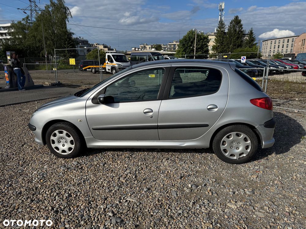 Peugeot 206 - 5