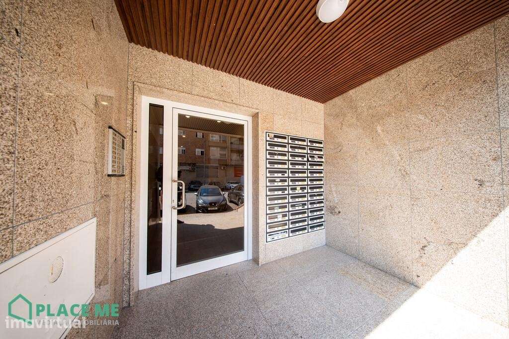 Apartamento T1 - Lamaçães - Mobilado e Equipado - Grande imagem: 3/16