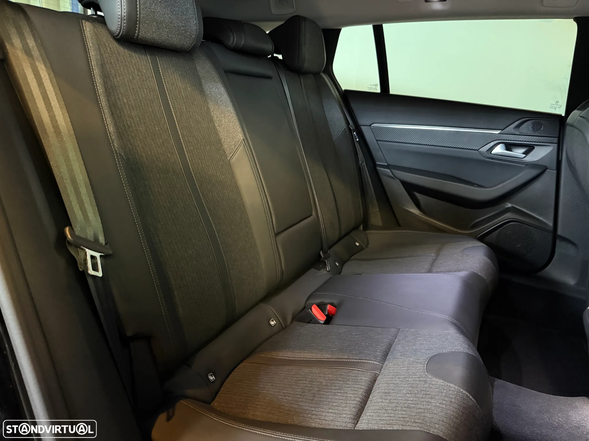 Peugeot 508 1.5 BlueHDi Allure Pack EAT8 - 12