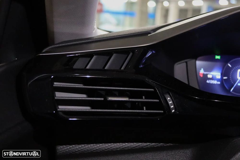 Peugeot 308 1.2 PureTech Active Pack - 18