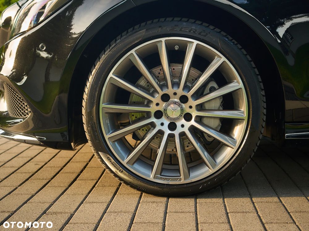 Mercedes-Benz CLS 350 d 4-Matic - 12