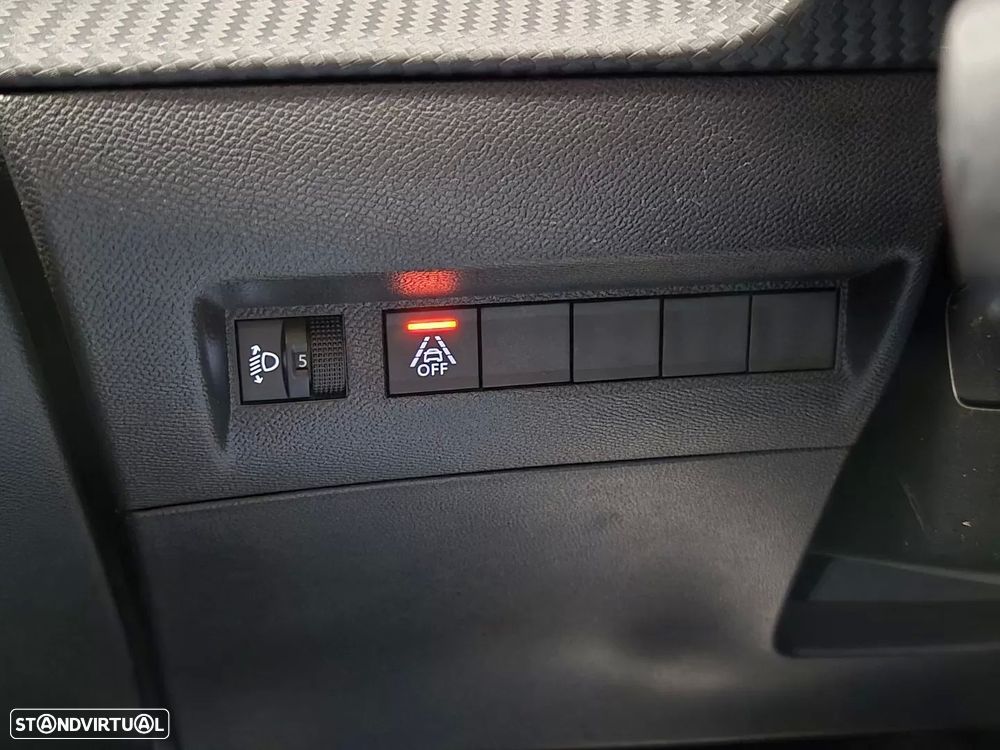 Peugeot e-208 50 kWh Active Pack - 17
