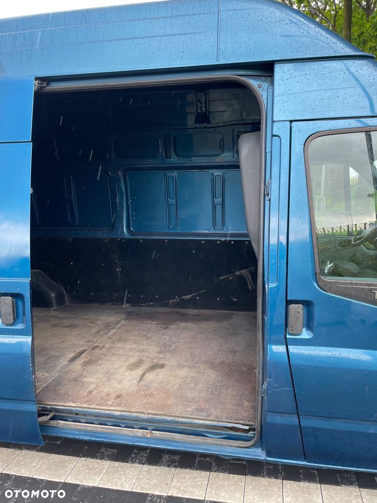 Ford Transit - 21