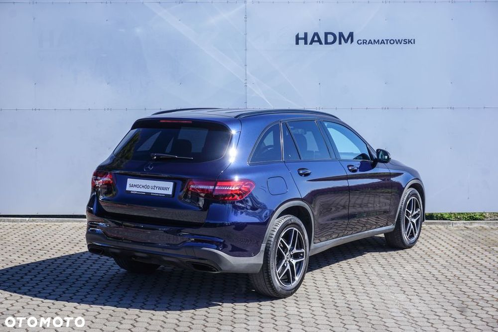 Mercedes-Benz GLC 250 4Matic 9G-TRONIC AMG Line - 4