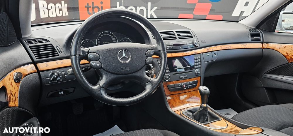 Mercedes-Benz E 220 CDI - 8