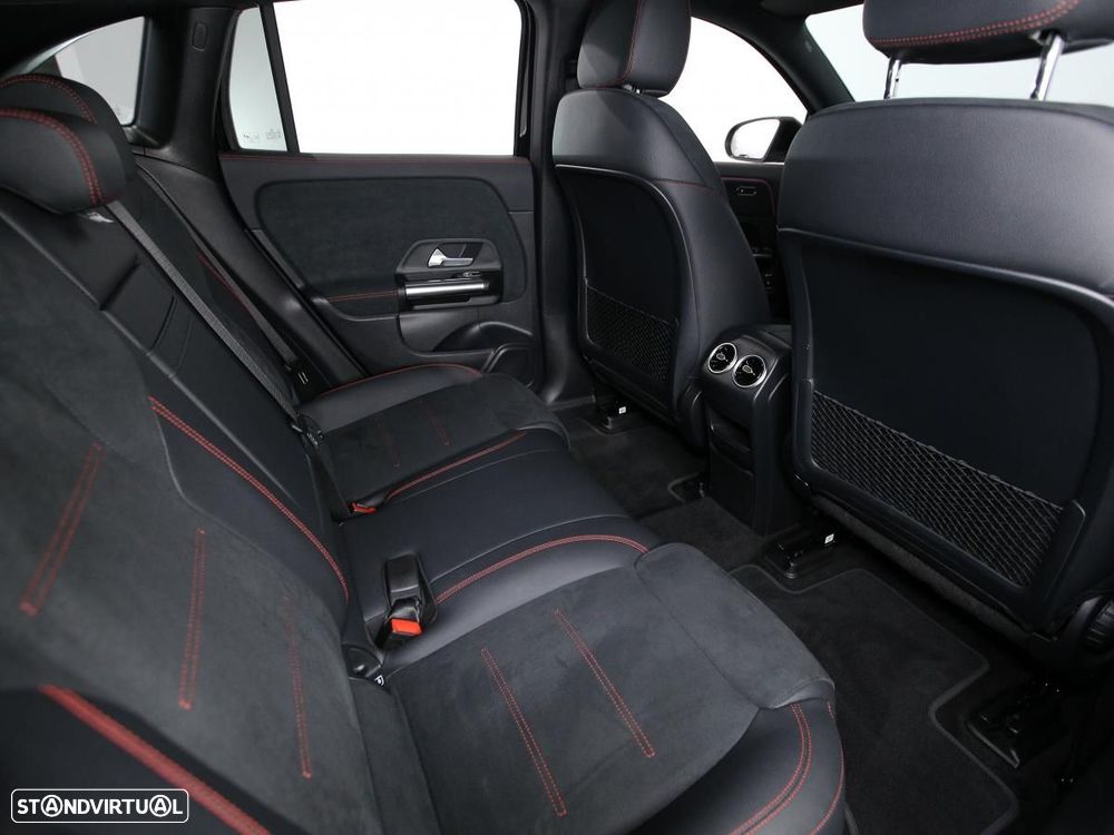 Mercedes-Benz EQA 350 4Matic AMG Line - 11