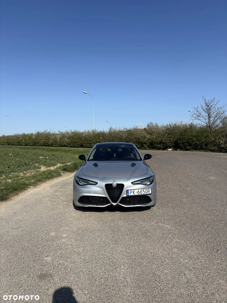 Alfa Romeo Giulia 2.0 Turbo 16V AT8-Q4 Veloce Ti - 14