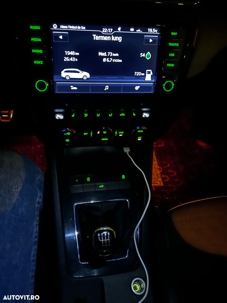 Skoda Octavia 2.0 TDI RS - 7