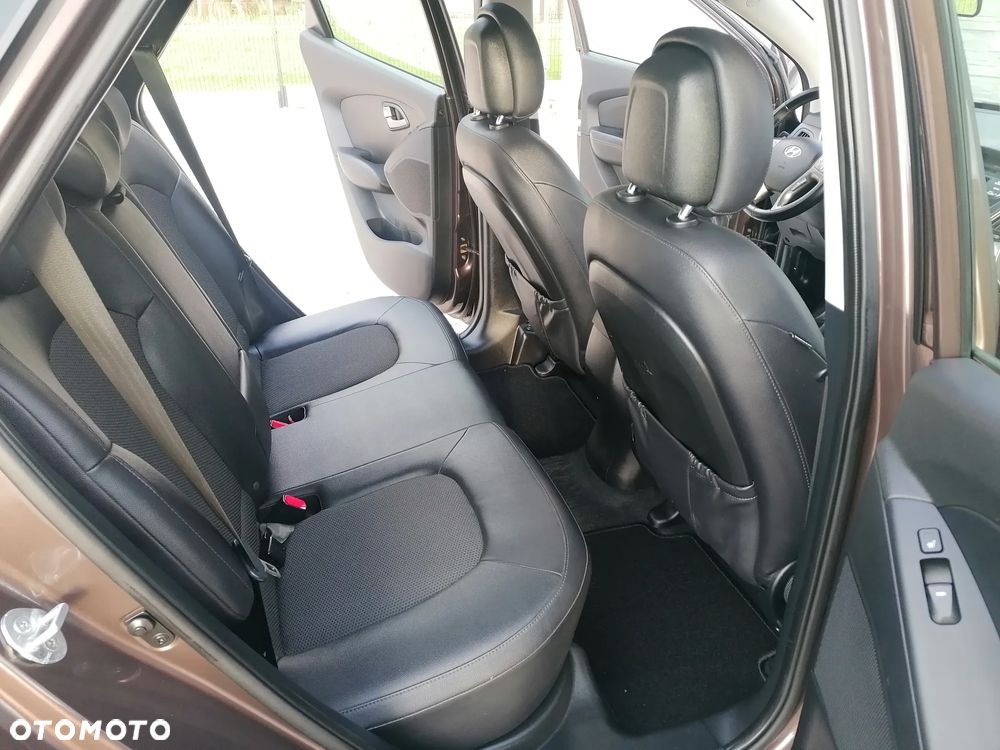Hyundai ix35 1.6 2WD Fifa World Cup Edition - 26