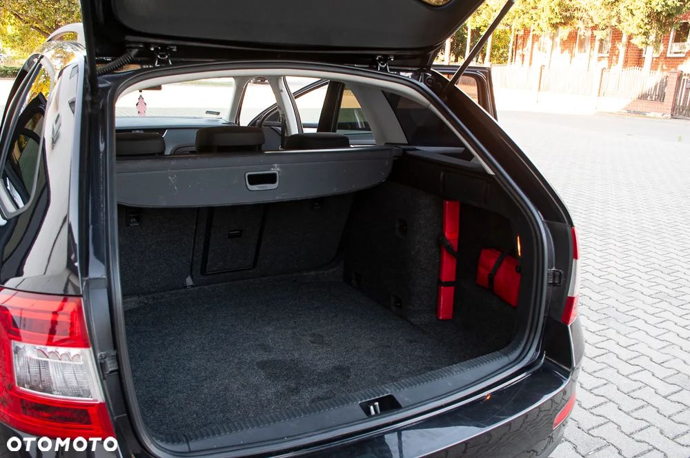 Skoda Octavia 2.0 TDI Style - 8