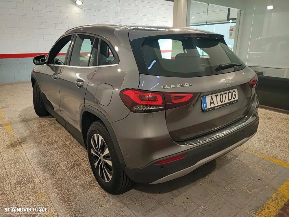 Mercedes-Benz GLA 250 e Style - 2