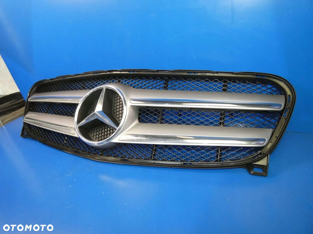 Mercedes GLA W156 X156 GRILL ATRAPA PRZÓD AMG - 2