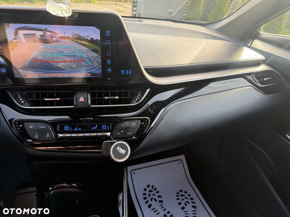 Toyota C-HR - 10