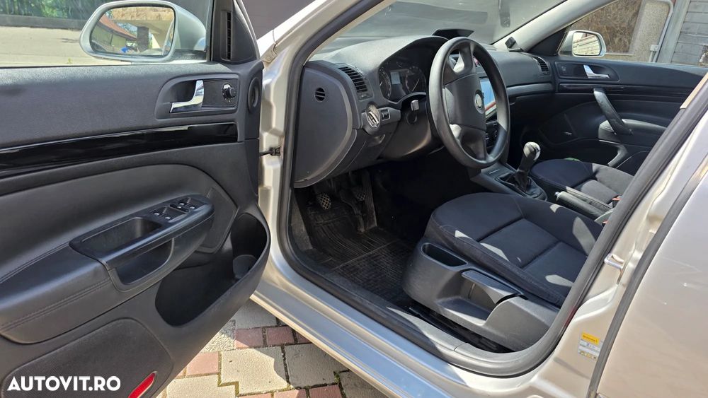 Skoda Octavia 1.9TDI Elegance Aut - 7