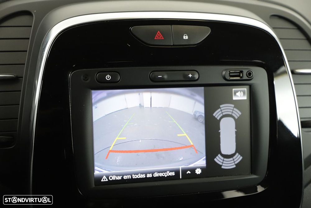 Renault Captur 1.5 dCi Exclusive EDC - 11