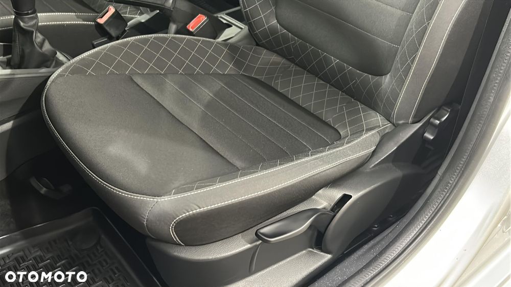 Skoda Fabia 1.0 TSI Ambition - 18