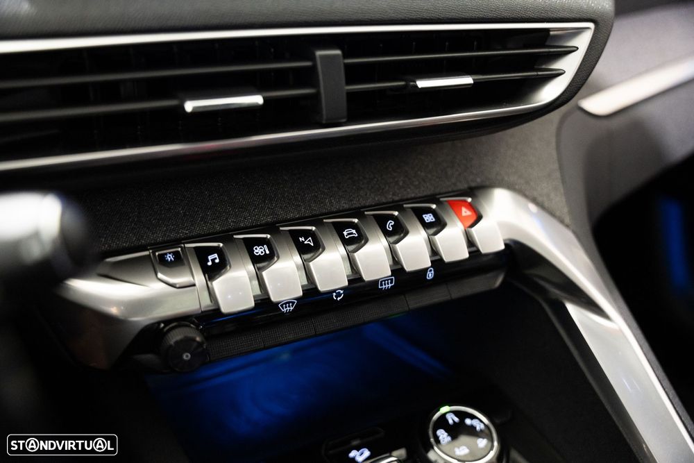 Peugeot 5008 1.2 PureTech Allure Pack EAT8 - 16