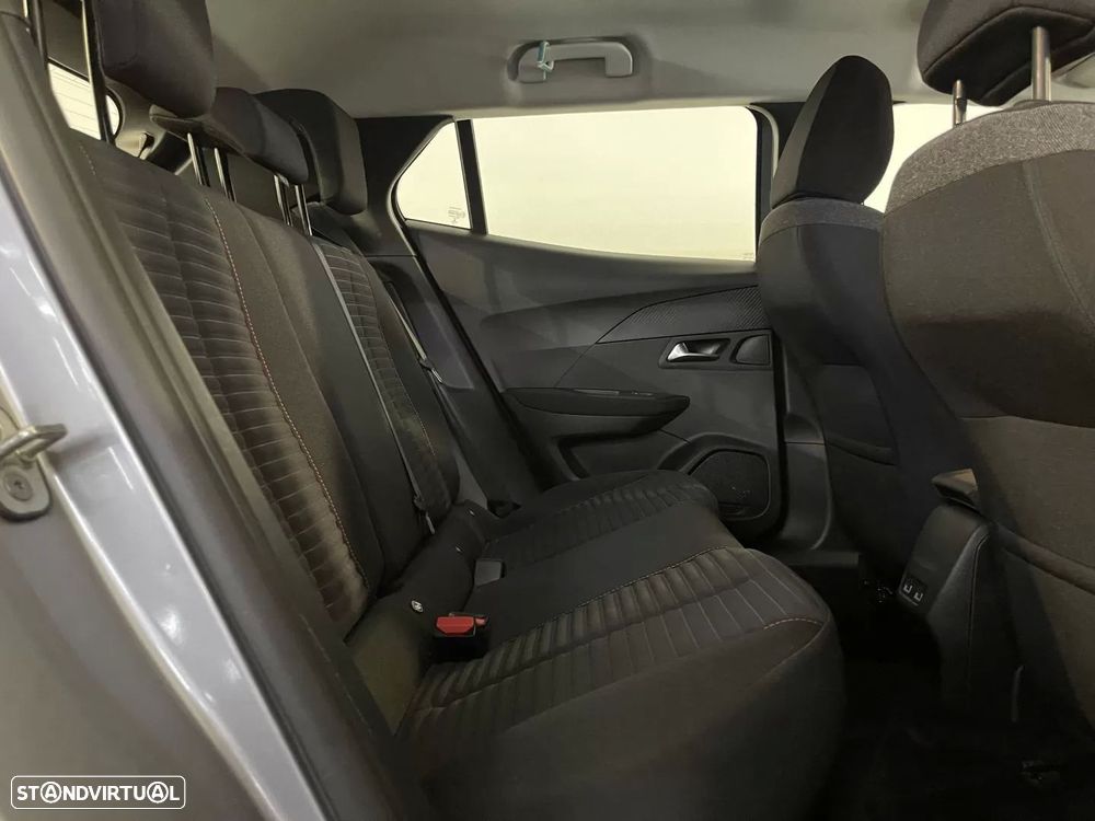 Peugeot e-2008 50 kWh Active Pack - 18