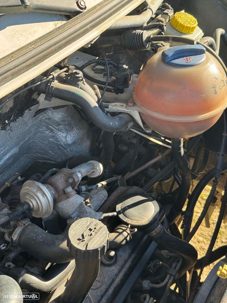 VW Transporter 1.9 TD Kombi - 14