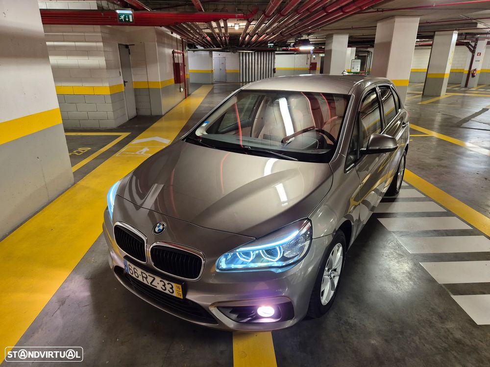 BMW 216 Active Tourer d Line Luxury Auto - 4